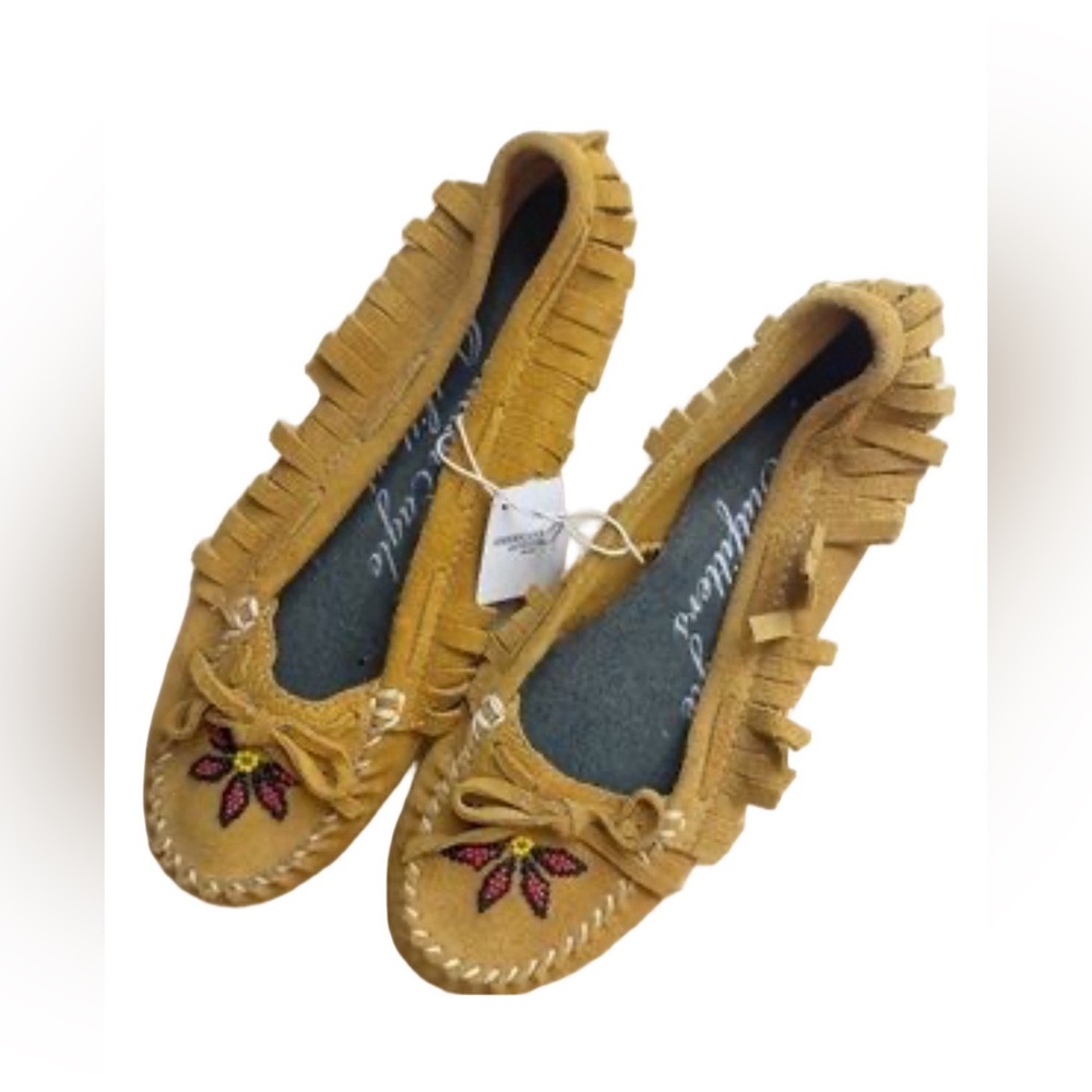 American Eagle Suede Moccasin NWT. Size 7 Y2K Boho Festival